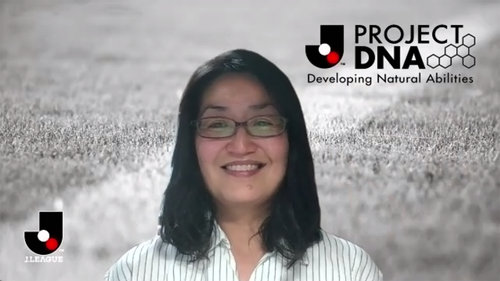 ジャッジリプレイ の知られざる苦悩 深野悦子が女子レフェリー時代から貫く信念 掲載 日本蹴球合同会社 ジャッジリプレイ の知られざる苦悩 深野悦子が女子レフェリー時代から貫く信念 掲載 日本蹴球合同会社